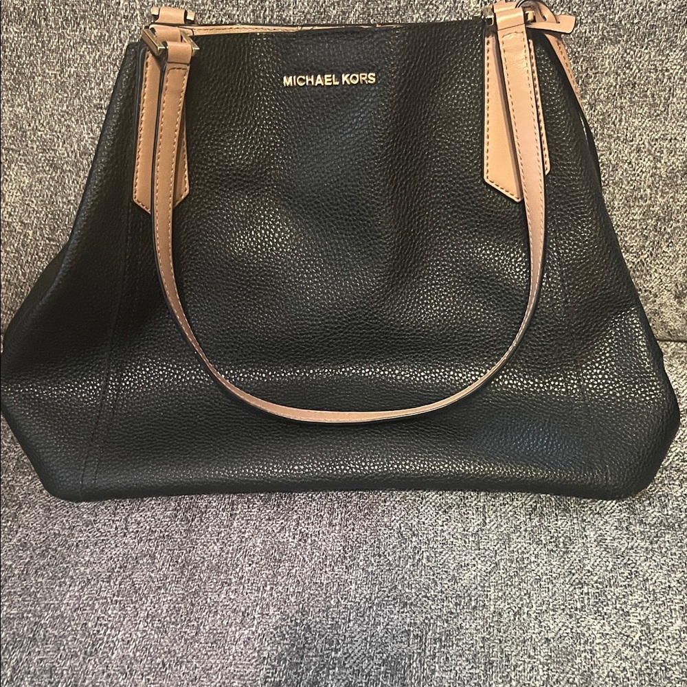 Michael Kors Black and Tan Shoulder Bag